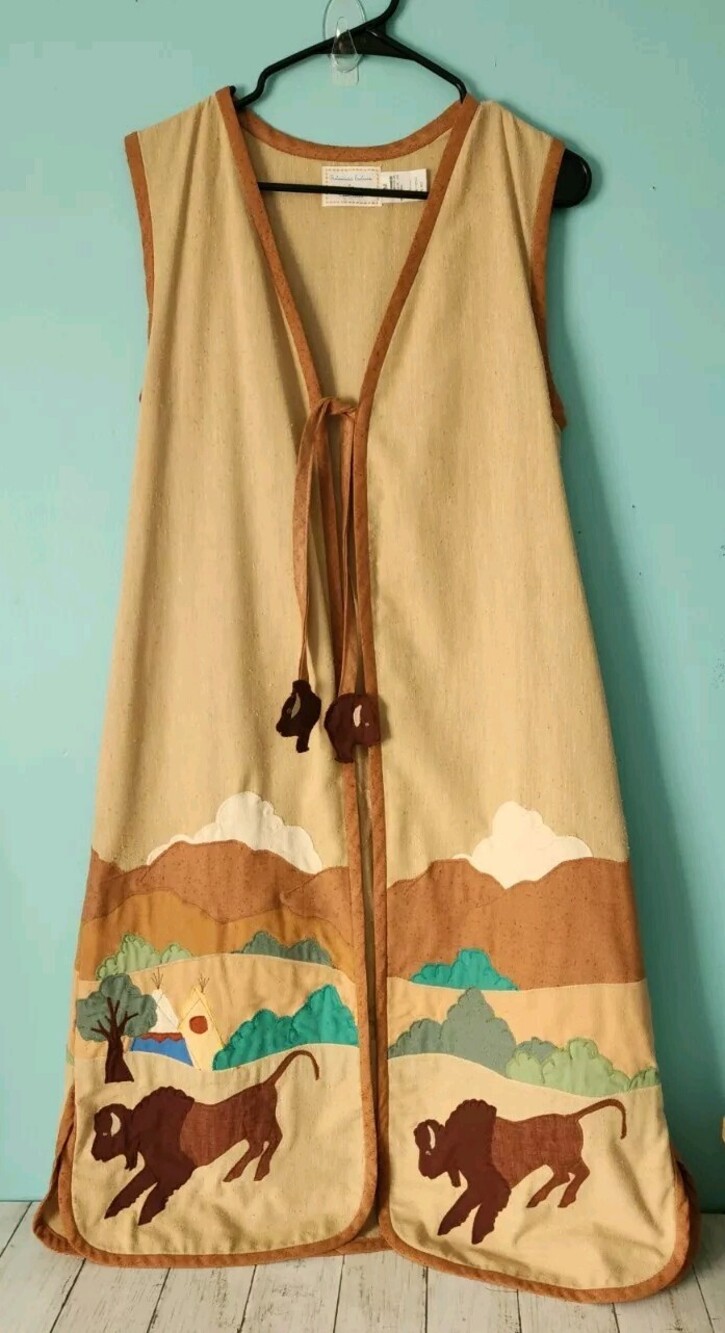 Vtg Salaminder Western Long Vest Sz M embroidered Buffalo Jacket Novelty Teepee